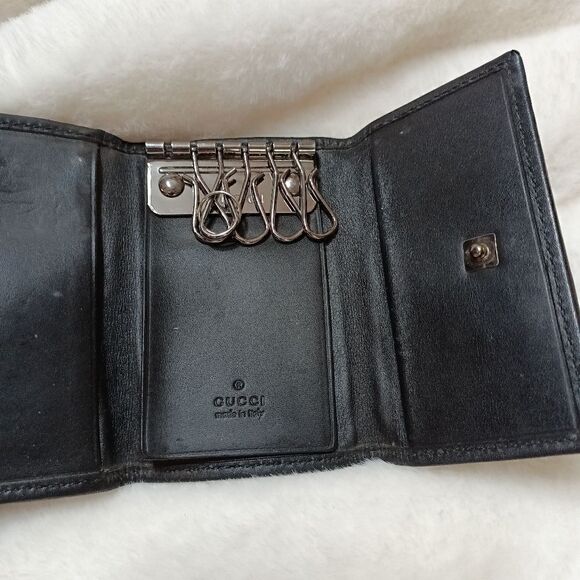 Authentic Gucci Keyring - Picture 3 of 10